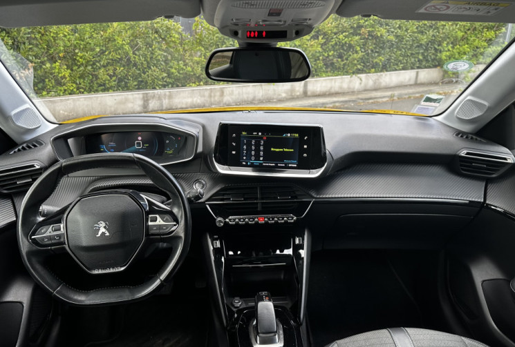 Peugeot 208 II e-208 136ch Allure