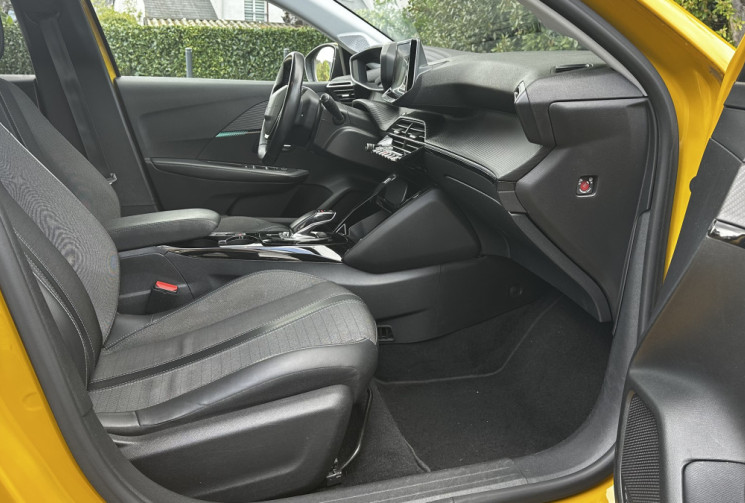 Peugeot 208 II e-208 136ch Allure