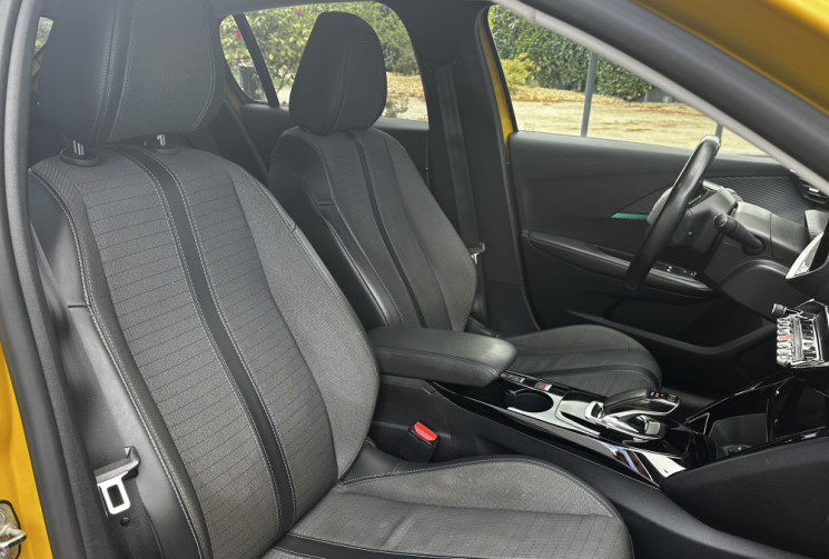 Peugeot 208 II e-208 136ch Allure
