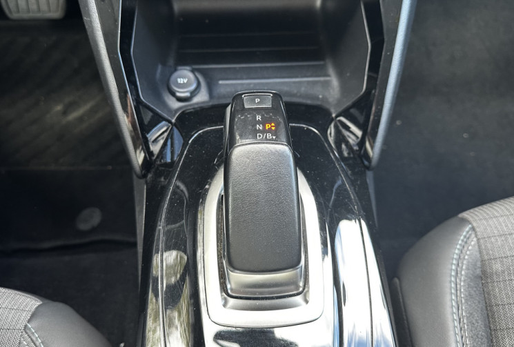 Peugeot 208 II e-208 136ch Allure