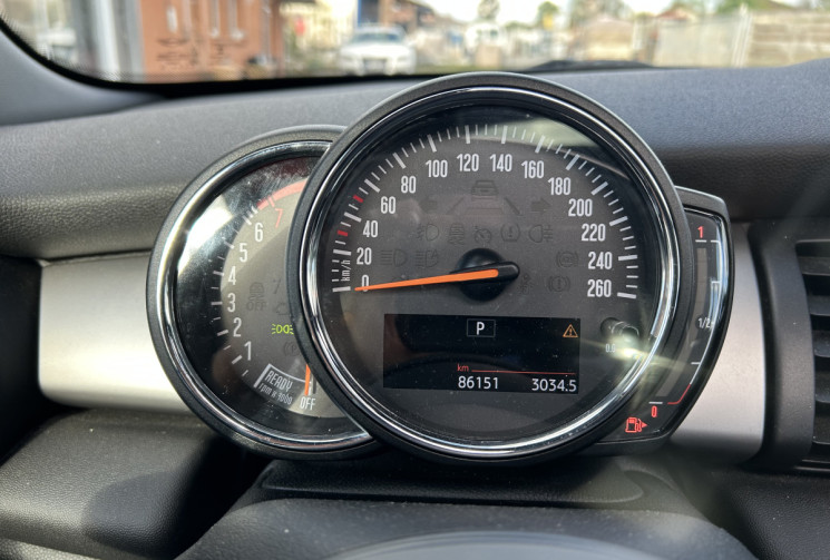 Mini Cooper 1.5 L Blackfriars 136 cv BVA