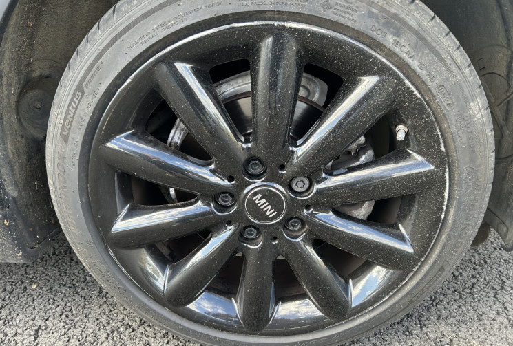 Mini Cooper 1.5 L Blackfriars 136 cv BVA