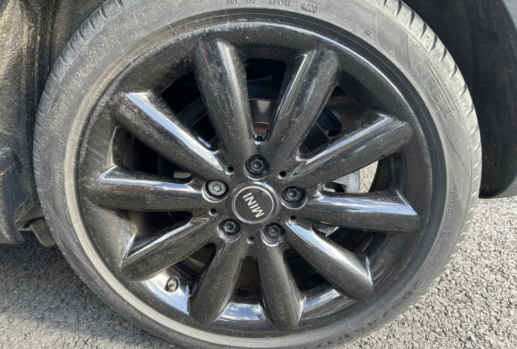 Mini Cooper 1.5 L Blackfriars 136 cv BVA