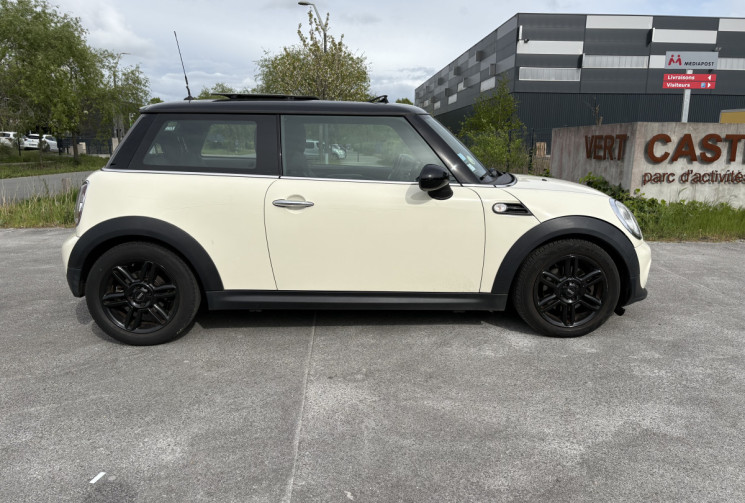 Mini Cooper Cooper 2.0 D 112 cv Boîte auto * Toit Ouvrant 