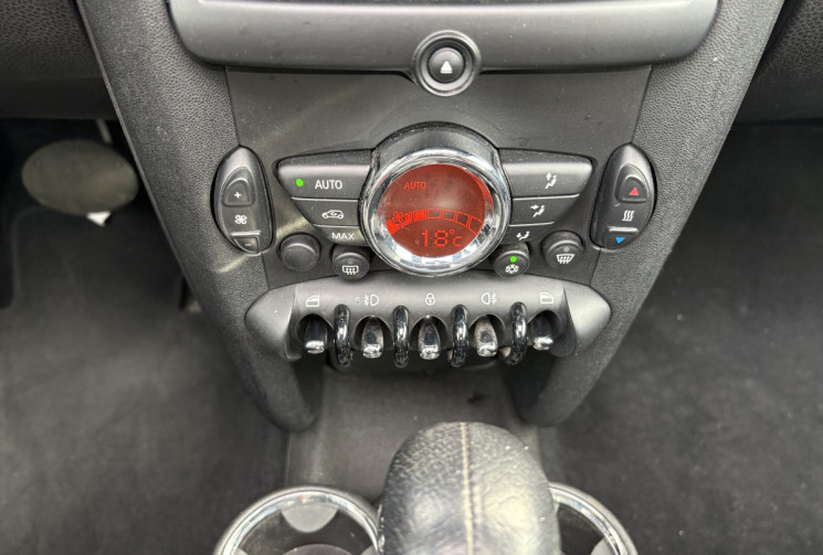 Mini Cooper Cooper 2.0 D 112 cv Boîte auto * Toit Ouvrant 