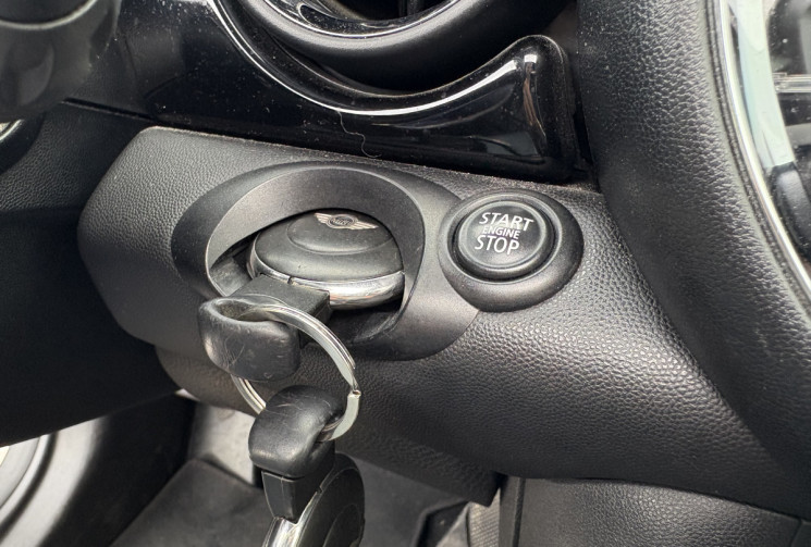 Mini Cooper Cooper 2.0 D 112 cv Boîte auto * Toit Ouvrant 