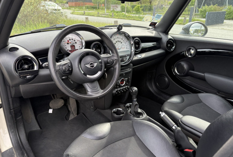 Mini Cooper Cooper 2.0 D 112 cv Boîte auto * Toit Ouvrant 