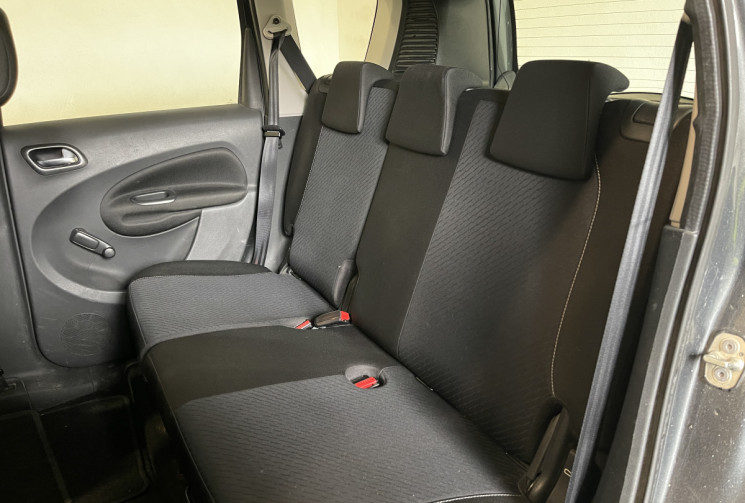 Citroën C3 Picasso 1.6 HDi90 Vitamine II + Attelage / Entretien complet suivi Citroën