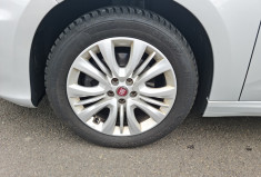 FIAT TIPO Sedan 1.4 i  95 CH / KIT DISTRI FAIT