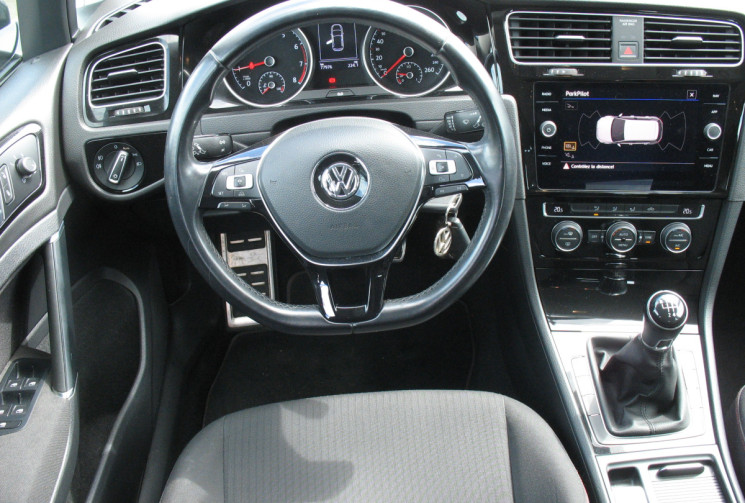 Volkswagen Golf VII 1.0 TSI 110 SOUND 5 PORTES