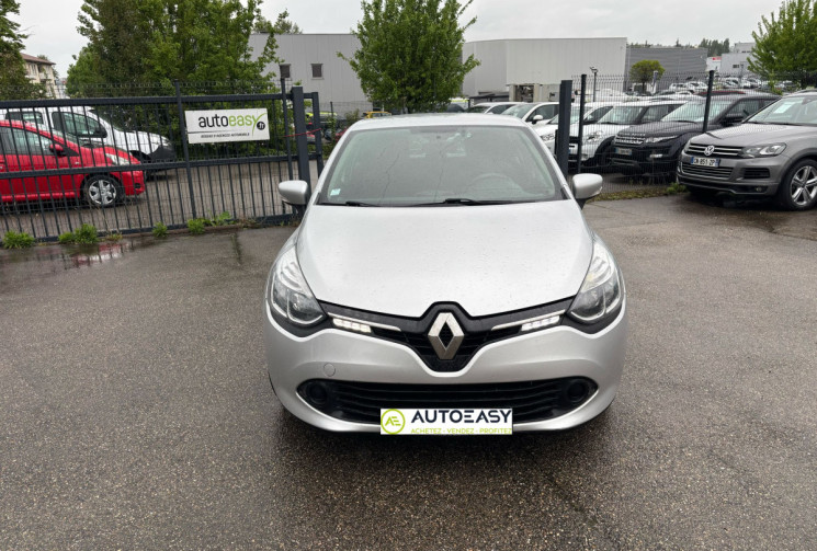 Renault Clio IV / 75 CH / BUSINESS / 5 PLACES / DISTRIBUTION OK
