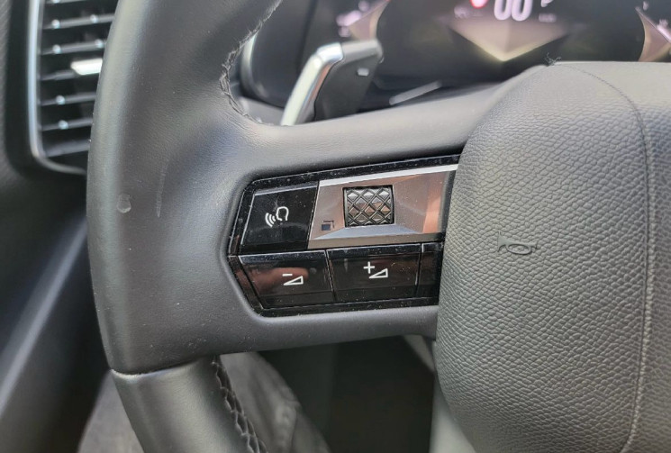 DS DS 7 Crossback (X74) 130 cv 1.5 e-HDi