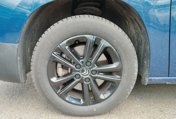 Citroën Berlingo III Taille M 136 ch 50 Kwh Shine Automatique + Grip Control /Toit pano/Attelage
