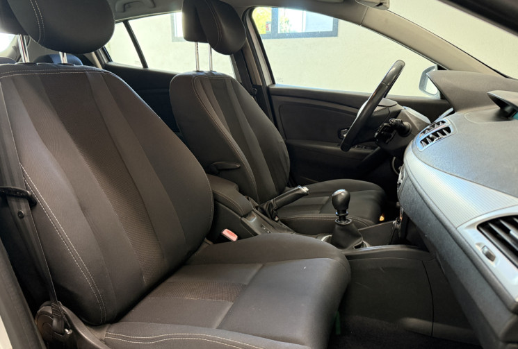 Renault Megane III (B95) 1.9 dCi 130ch Dynamique eco²