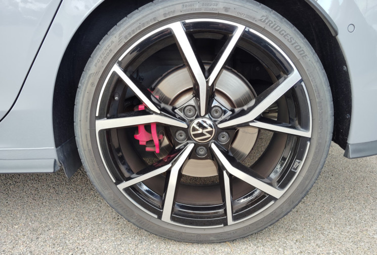 Volkswagen Golf 2.0 TSI 245ch GTI DSG7