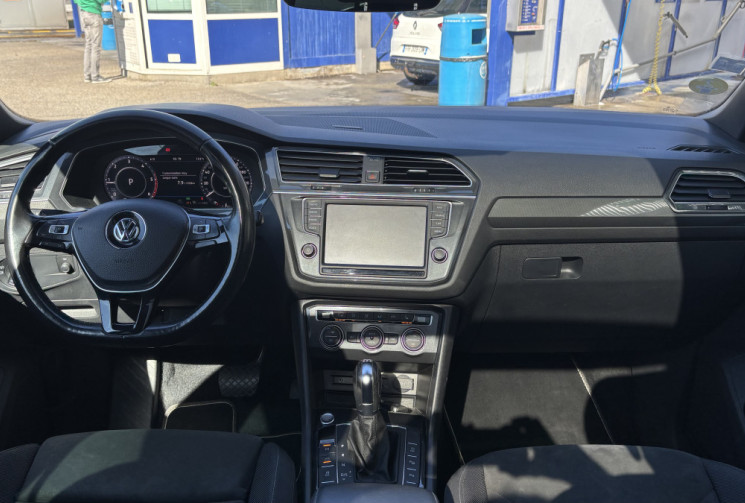 Volkswagen Tiguan II 2.0 TDi 150 4Motion DSG7 R-LINE