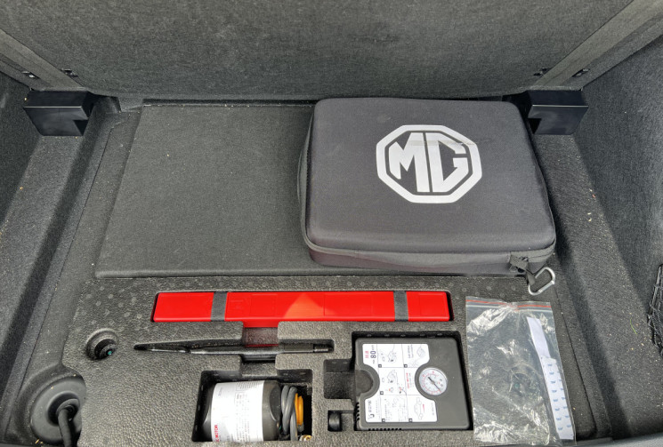MG MG4 XPower 435 4WD 64 kWh / 1ère Main / Garantie Constructeur  / Sièges et Volant Chauffants 