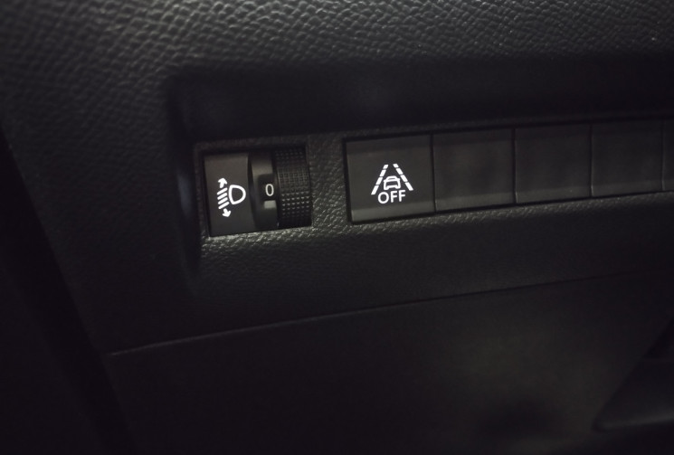 Peugeot 2008 ALLURE 110CH 1.5 BlueHDi 16V S&S 