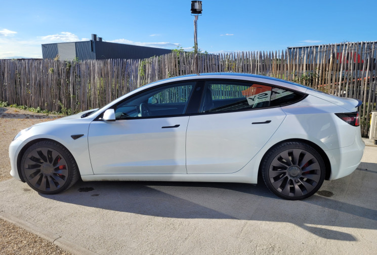 Tesla Model 3 82KWH PERFORMANCE PUP 513 AWD UPGRADE MY22
