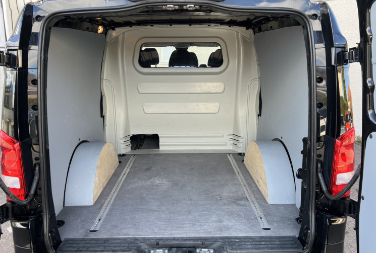 Mercedes VITO Fourgon 111 1.6 CDI 114 CH