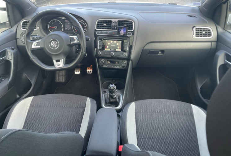 Volkswagen Polo V 1.6 TDI 105 ch R-line 5p TOIT OUVRANT