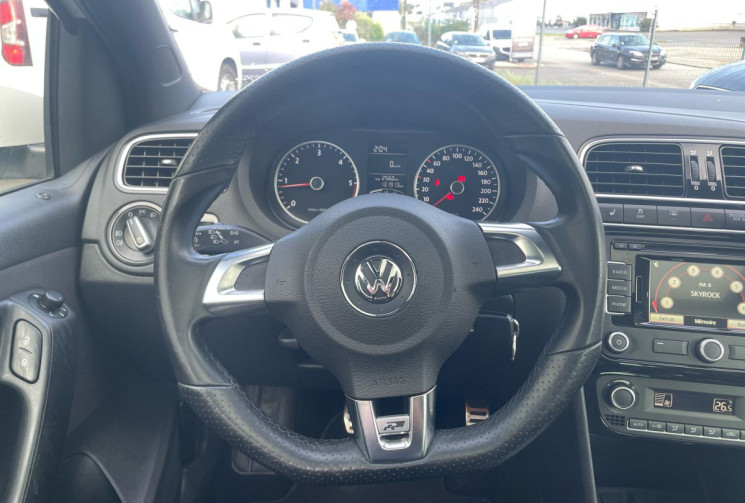 Volkswagen Polo V 1.6 TDI 105 ch R-line 5p TOIT OUVRANT