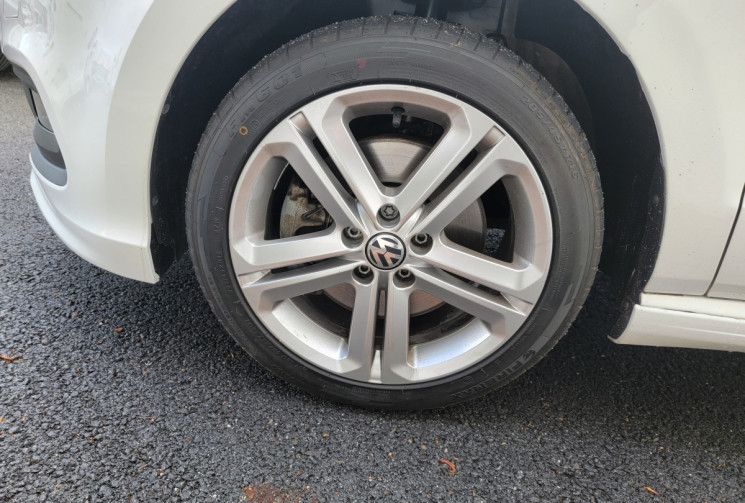 Volkswagen Polo V 1.6 TDI 105 ch R-line 5p TOIT OUVRANT