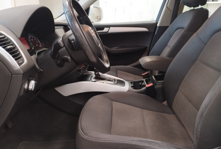 Audi Q5 2.0 TDI 16V DPF AMBIANTE Quattro S Tronic7 170 cv POUR PRO DE L AUTO