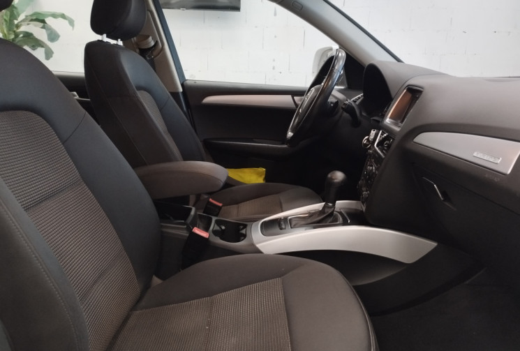 Audi Q5 2.0 TDI 16V DPF AMBIANTE Quattro S Tronic7 170 cv POUR PRO DE L AUTO