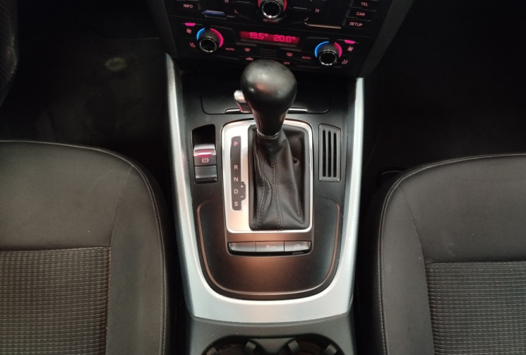 Audi Q5 2.0 TDI 16V DPF AMBIANTE Quattro S Tronic7 170 cv POUR PRO DE L AUTO