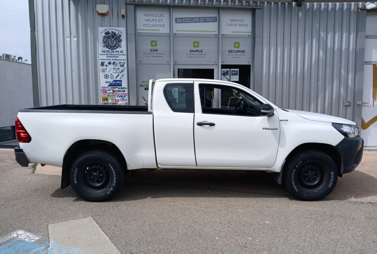 Toyota HILUX 2.4 D-4D 16V DPF Xtra cab LE CAP