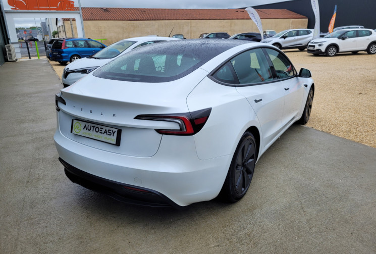 Tesla Model 3 HIGHLAND 283 STANDARD RANGE