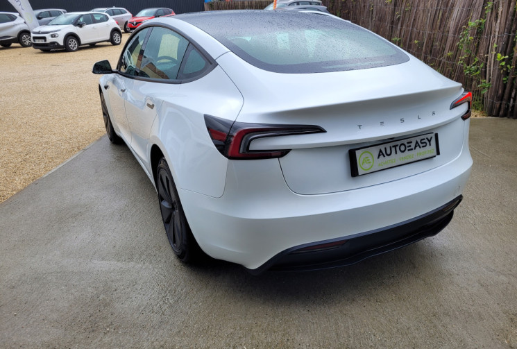 Tesla Model 3 HIGHLAND 283 STANDARD RANGE
