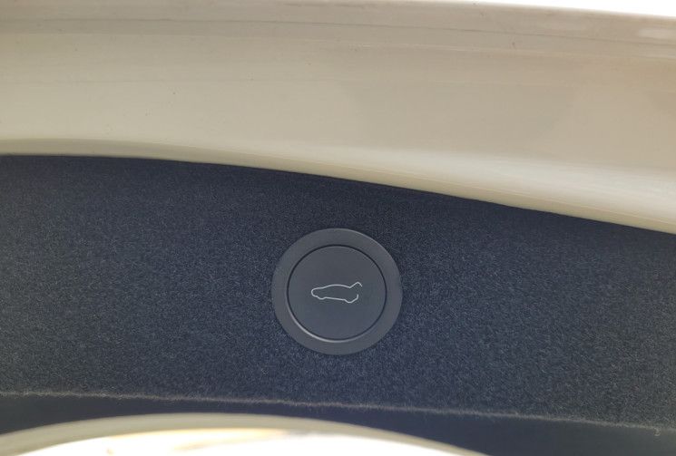 Tesla Model 3 HIGHLAND 283 STANDARD RANGE