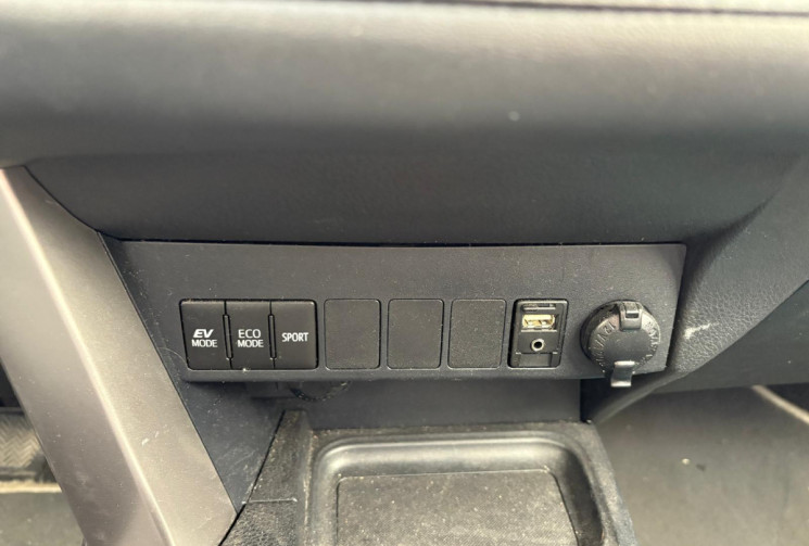 Toyota RAV4 IV 2.5 VVTi 197CV 2WD E-CVT DYNAMIC