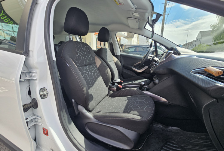 Peugeot 2008 1.2 82 CV Active ETG5