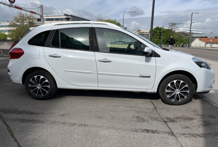 Renault CLIO ESTATE Renault Clio III 1.2 16V TCe 100cv