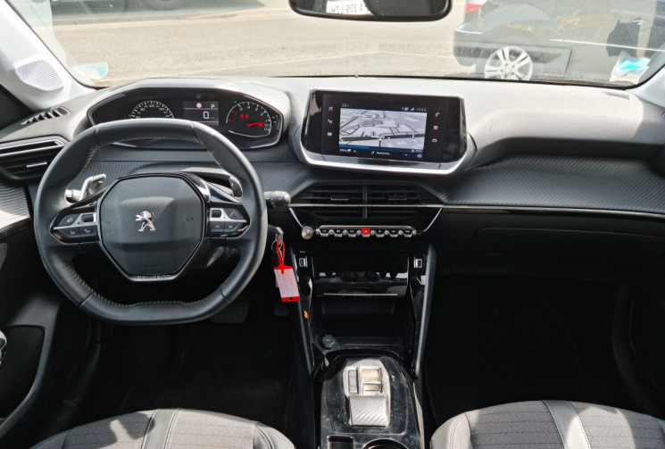 Peugeot 208 1.2 100 CH EAT8 ALLURE 