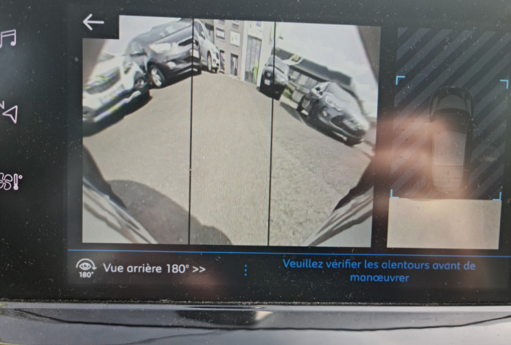 Peugeot 208 1.2 100 CH EAT8 ALLURE 