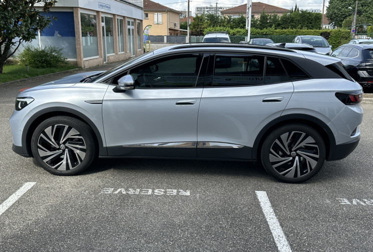 Volkswagen ID.4 150 ch Pure Performance 52 kWh / état exceptionnel / 2e main / Suivi VW