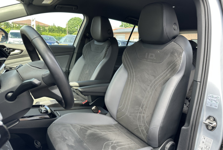 Volkswagen ID.4 150 ch Pure Performance 52 kWh / état exceptionnel / 2e main / Suivi VW