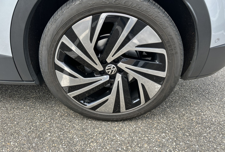 Volkswagen ID.4 150 ch Pure Performance 52 kWh / état exceptionnel / 2e main / Suivi VW