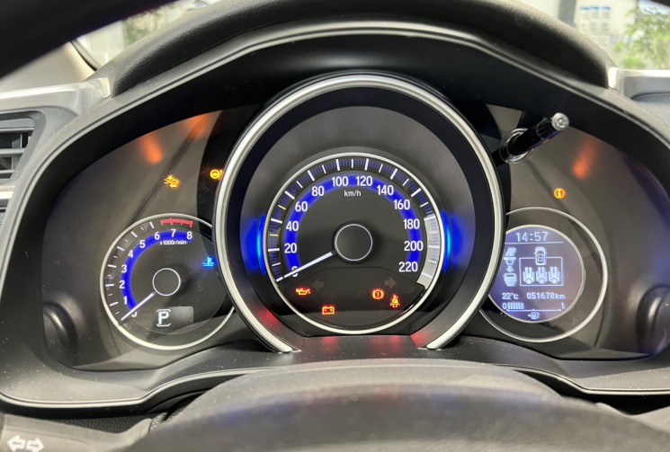 Honda Jazz 1.3 i-VTEC 102 ch Executive Navi CVT