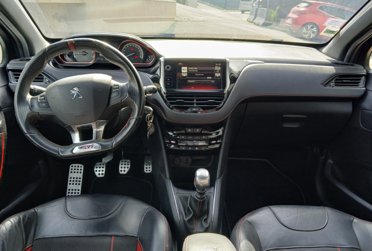 Peugeot 208 I Phase 2 GTI 1.6 THP 16V S&S GTI 