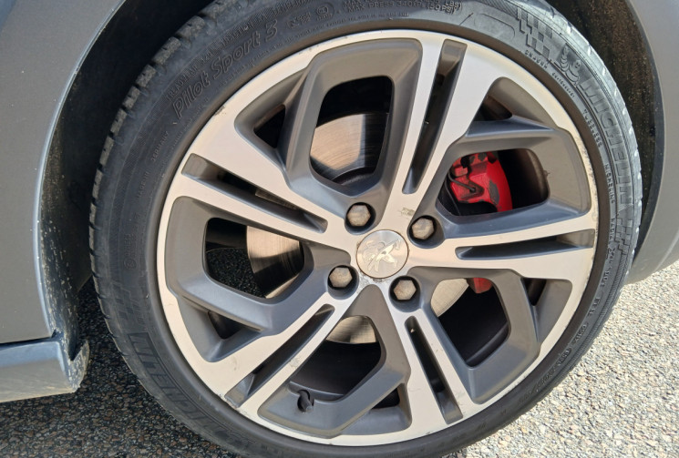 Peugeot 208 Phase 2 GTI 1.6 THP 16V S&S 208 GTI 