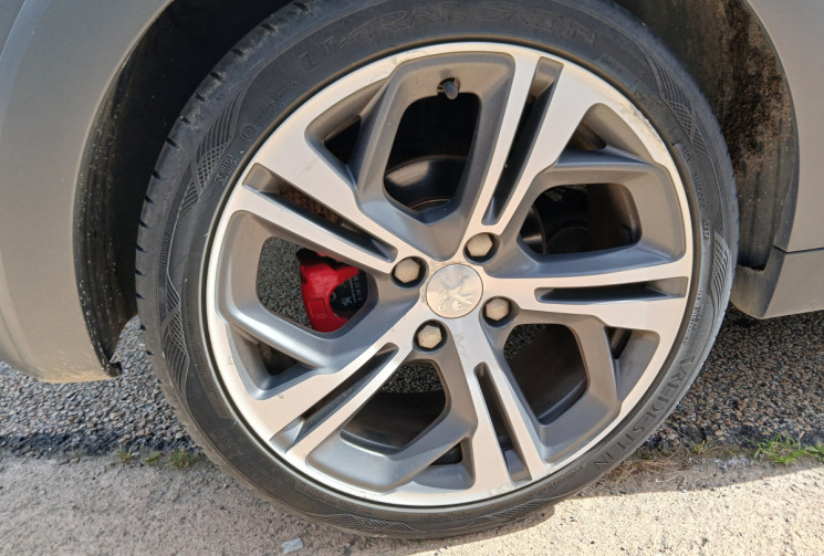 Peugeot 208 I Phase 2 GTI 1.6 THP 16V S&S GTI 