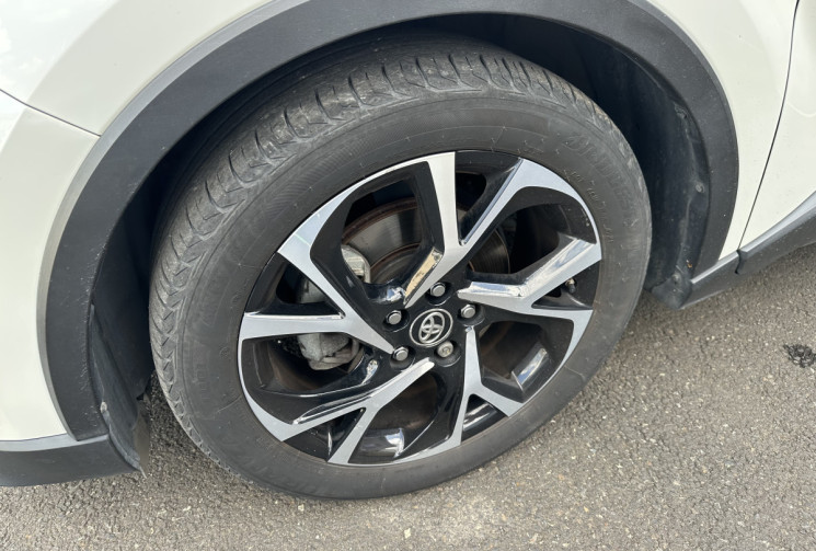 Toyota C-HR 1.8 VVT-i  122 DESIGN