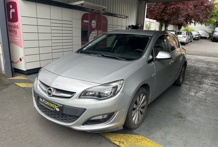 Opel Astra 1.4 140 COSMO