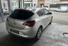 Opel Astra 1.4 140 COSMO