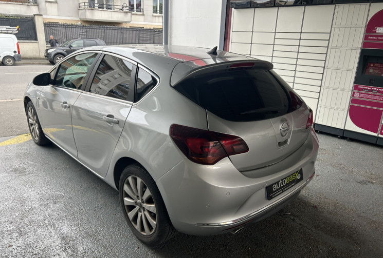 Opel Astra 1.4 140 COSMO